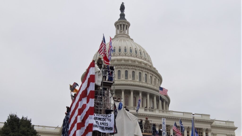 https://commons.wikimedia.org/wiki/File:2021_storming_of_the_United_States_Capitol_2021_storming_of_the_United_States_Capitol_DSC09268-2_(50820738198).jpg